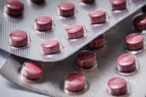 Molnupiravir, który może być pierwszym skutecznym lekiem na koronawirusa