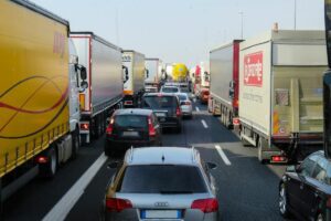 Kolejny protest firm transportowych na ulicach Dublina, tym razem z udziałem farmerów