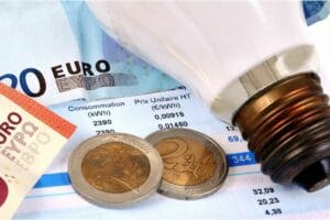 Prawdopodobnie dziś zostanie podjęta decyzja o zwiększeniu jednorazowej dopłaty do energii elektrycznej dla gospodarstw domowych w Irlandii ze 100 do 227 euro