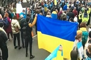 Protesty wzywające do wydalenia ambasadora Rosji z Irlandii