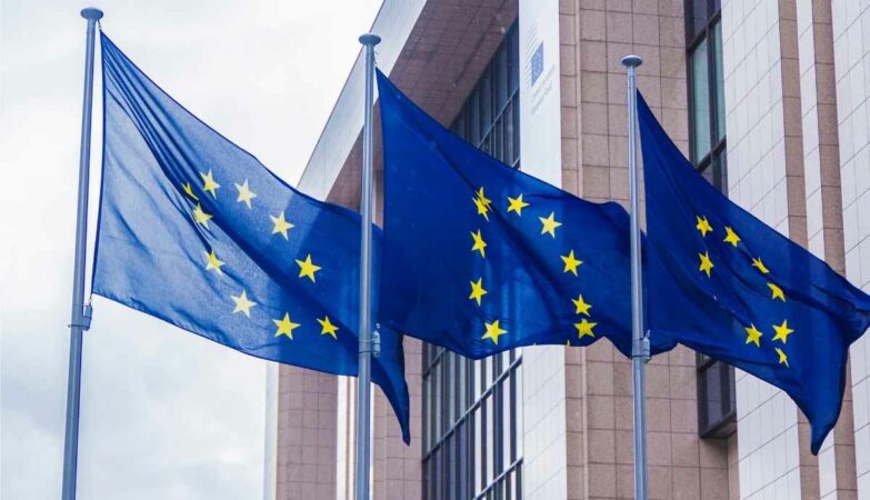 Komisja Europejska rekomenduje dla Ukrainy status kandydata do UE