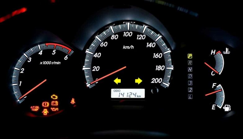 Wejście w życie nowych przepisów UE dotyczących ograniczników prędkości samochodów