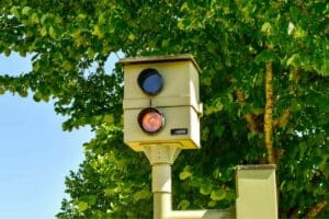 Od jutra w Irlandii podwojenie mandatów za niektóre wykroczenia drogowe
