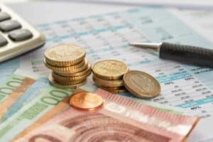 W Irlandii 96% konsumentów martwi się o bieżące koszty utrzymania