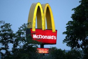Pożar w restauracji McDonald's w Newbridge