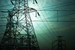 Hurtowe ceny energii elektrycznej spadły o 70% w porównaniu z rokiem ubiegłym