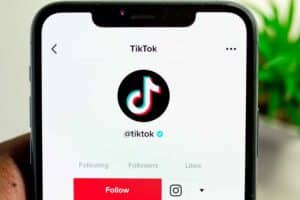 TikTok ukarany grzywną w wysokości 345 mln euro nałożoną przez irlandzki organ nadzorczy za sposób przetwarzania danych dzieci