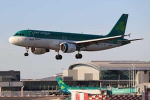 Jak ubiegać się o zwrot pieniędzy i inne opcje za odwołane loty Aer Lingus