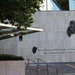 Mężczyzna oskarżony o 79 przestępstw seksualnych dokonanych w przeszłości